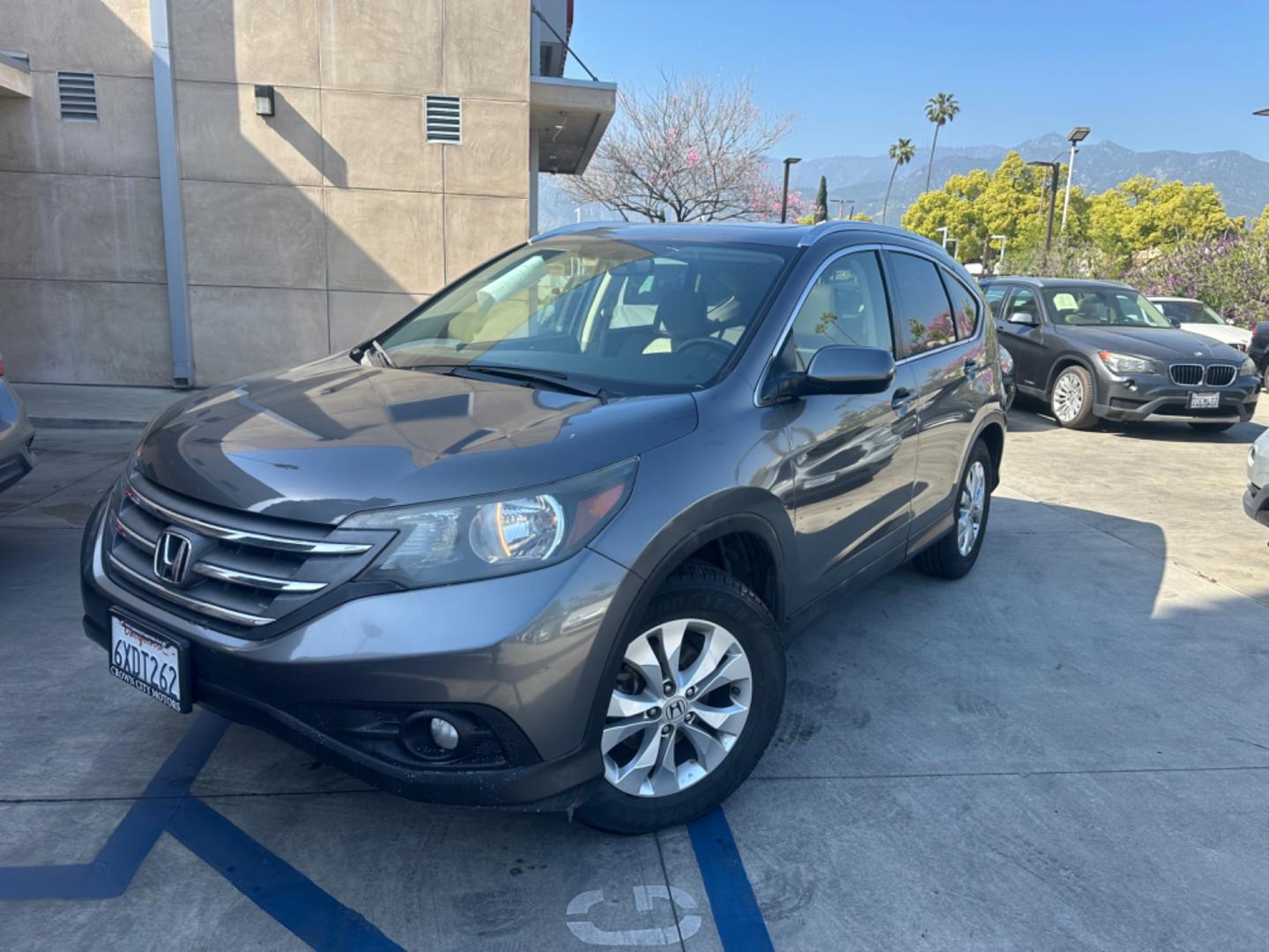 2012 BLUE /GRAY Honda CR-V leather (JHLRM3H70CC) with an 4 CYLINDER engine, Automatic transmission, located at 30 S. Berkeley Avenue, Pasadena, CA, 91107, (626) 248-7567, 34.145447, -118.109398 - Cars and Trucks!! Leather! Moon-roof! Well equipped! In the bustling streets of Pasadena, CA, and the vibrant neighborhoods of Altadena, Glendale, and the broader LA County, finding a reliable, stylish, and affordable vehicle can be a daunting task, especially if you're navigating the complexities - Photo#1